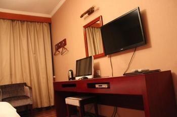 Dongfang Hotel Harbin Exterior foto